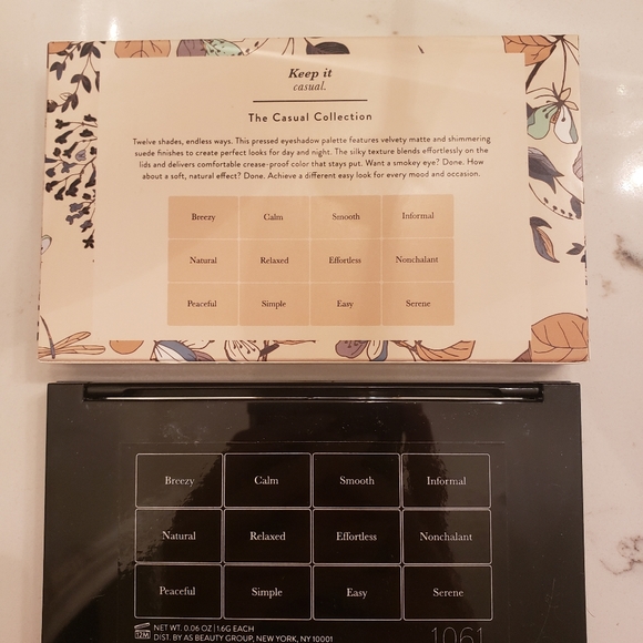 Laura Geller The casual collection multi-finish eye shadow palette - Picture 2 of 4